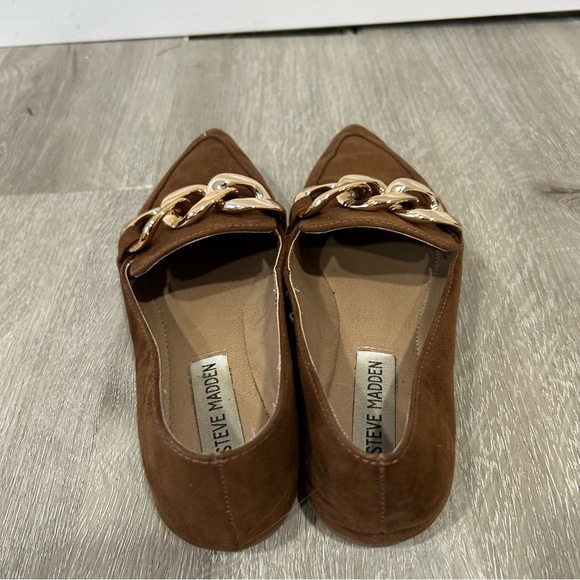 Steve Madden Women's Brown Pointed Toe Loafer Flats Gold Chain Size 5 - Picture 4 of 7